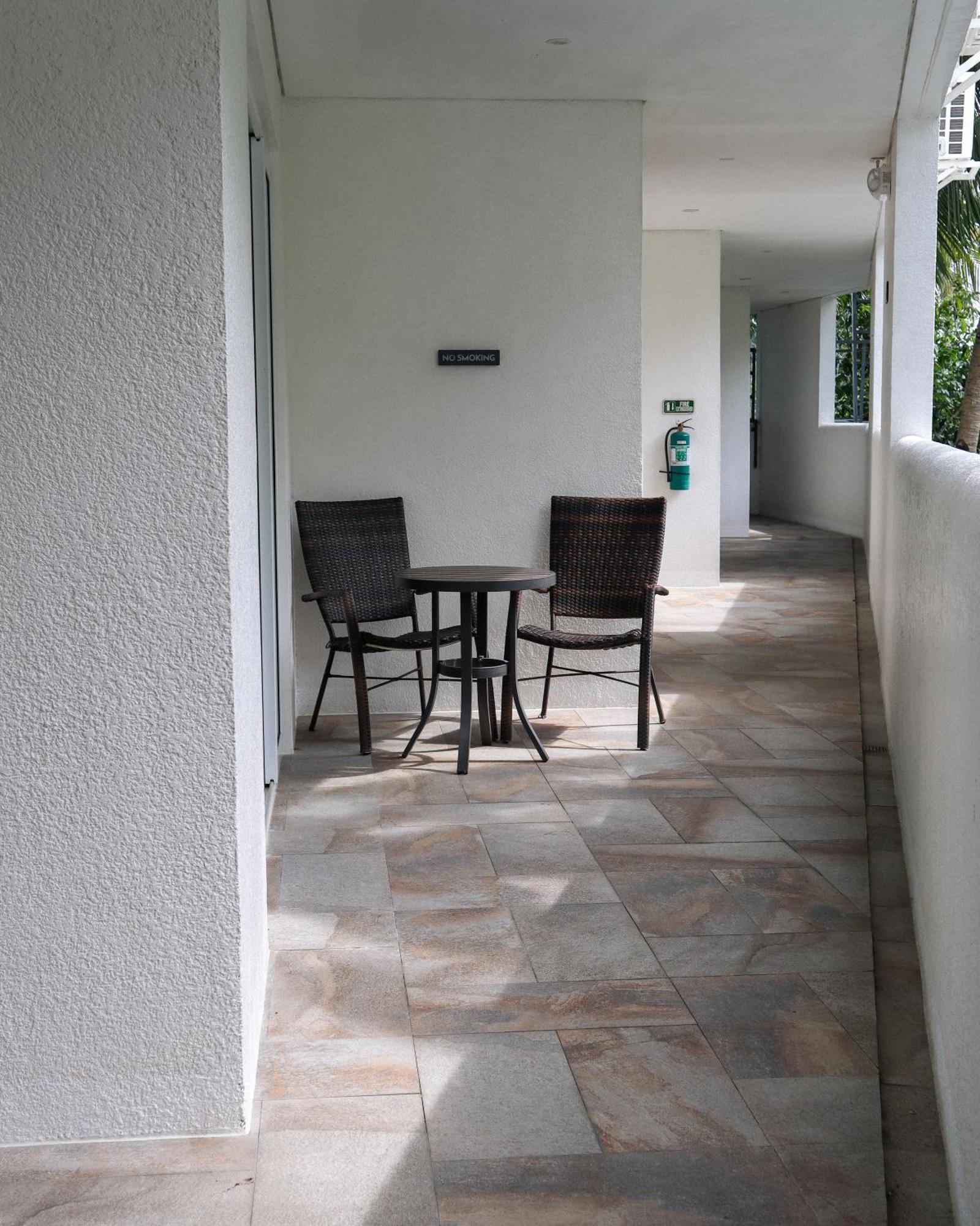 Aira Boracay Hotel 3*